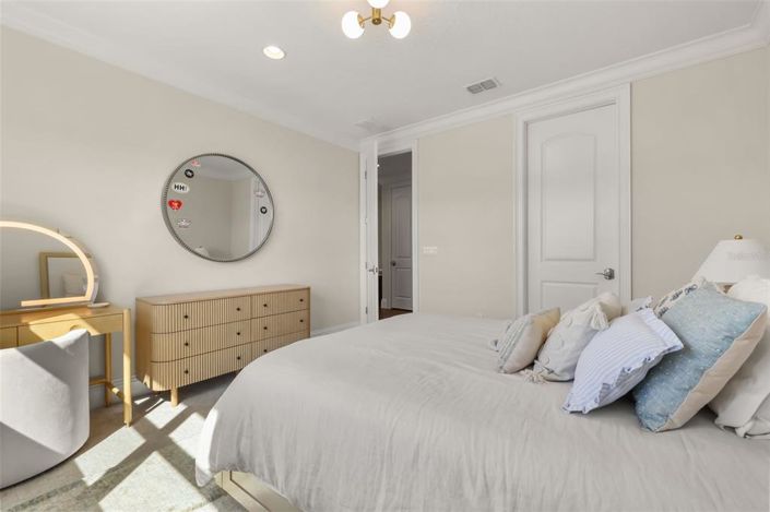 Image No.29-5 Bed House for sale