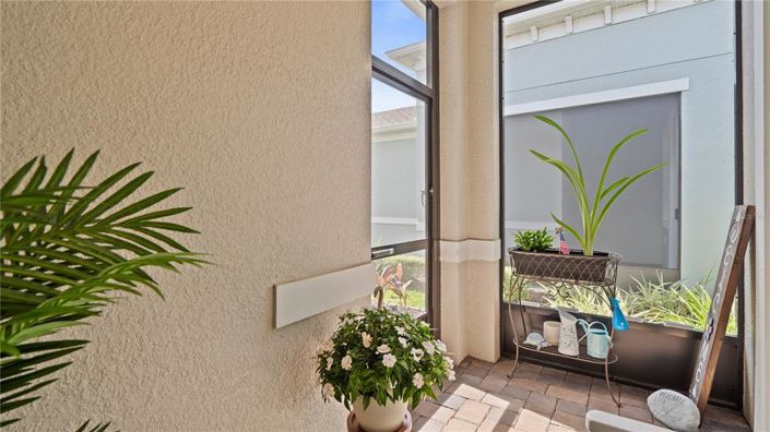 Image No.6-2 Bed Villa for sale