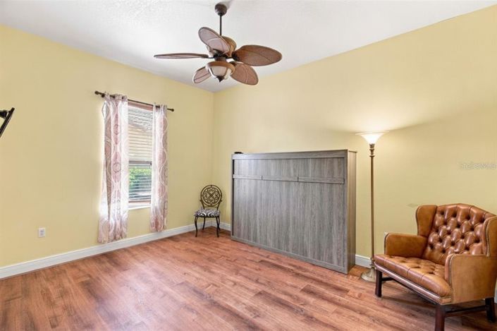 Image No.26-4 Bed House for sale