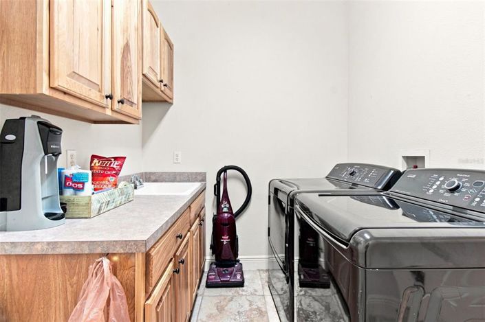 Image No.36-4 Bed House for sale