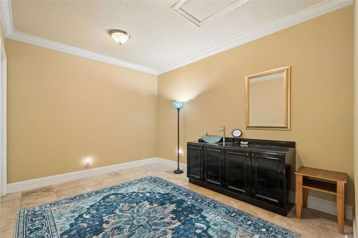 Image No.59-5 Bed House for sale