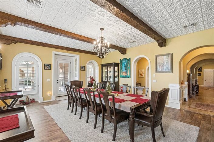 Image No.7-5 Bed House for sale