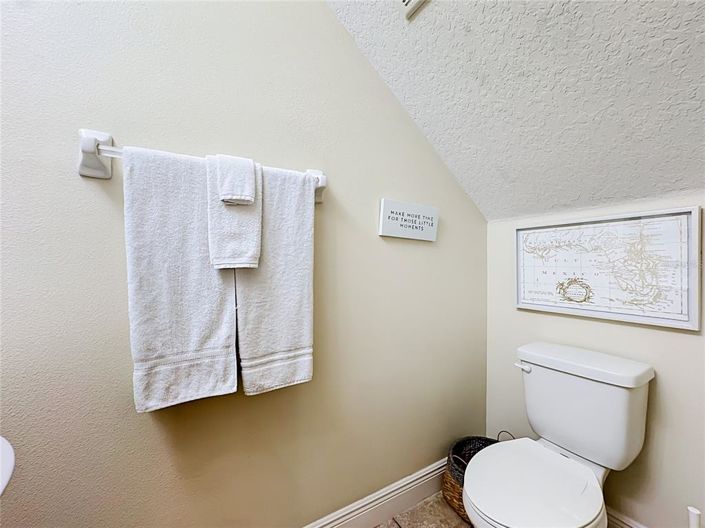 Image No.23-3 Bed Townhouse for sale
