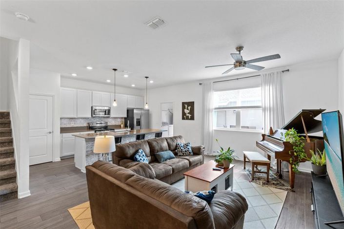 Image No.5-4 Bed Townhouse for sale