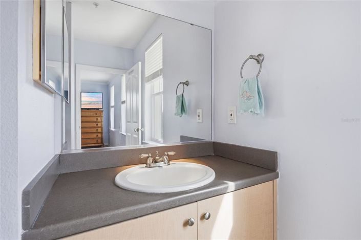 Image No.28-2 Bed Apartment for sale