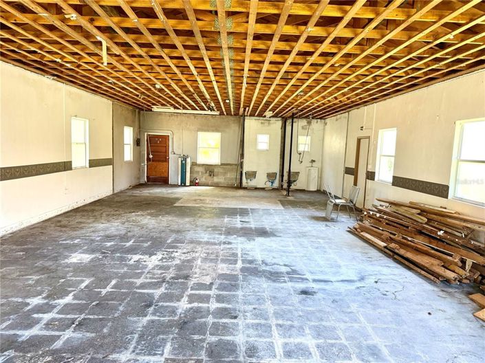 Image No.14-1 Bed House for sale