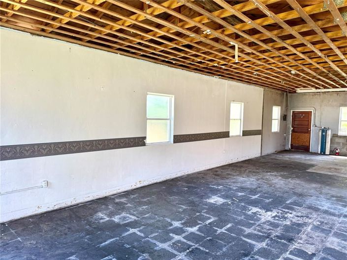 Image No.5-1 Bed House for sale
