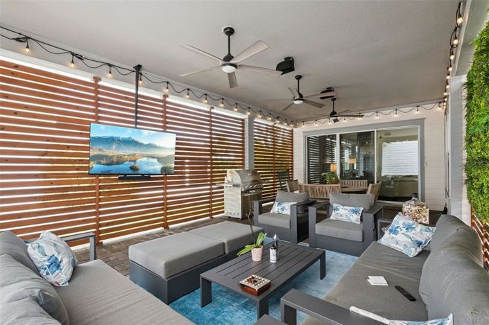 Image No.36-5 Bed House for sale