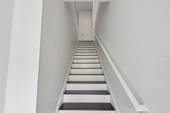 Image No.41-5 Bed House for sale