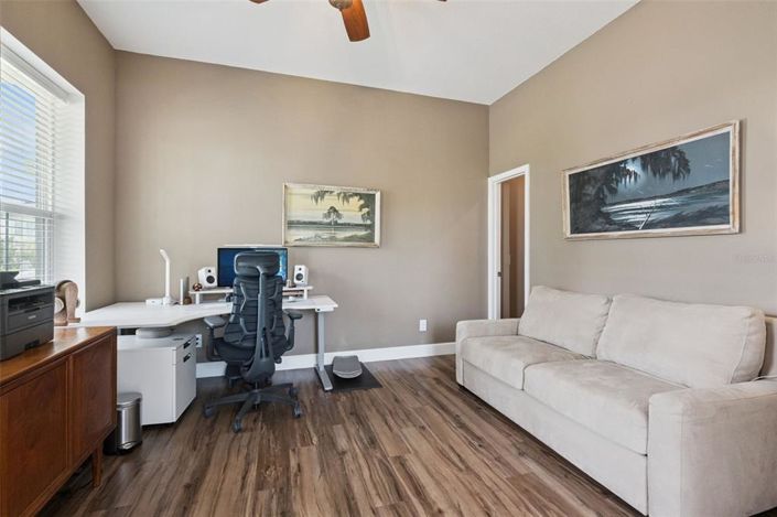 Image No.5-5 Bed House for sale