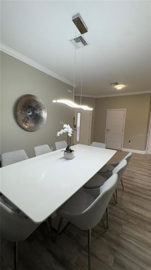 Image No.15-4 Bed Townhouse for sale