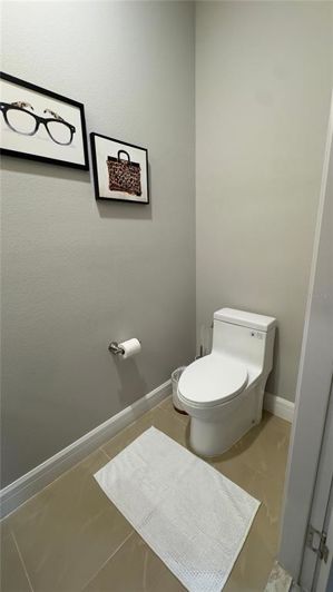 Image No.17-4 Bed Townhouse for sale