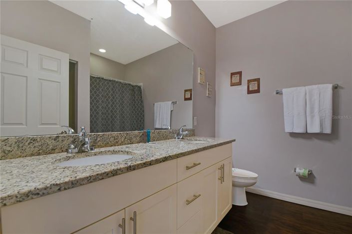 Image No.38-3 Bed Townhouse for sale