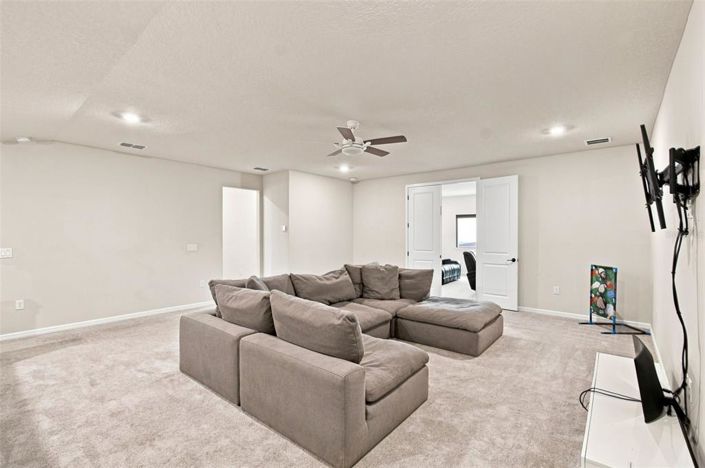 Image No.31-5 Bed House for sale