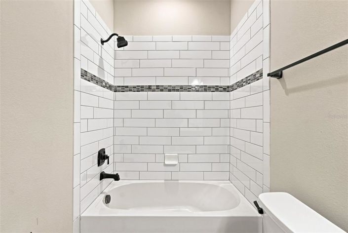 Image No.35-5 Bed House for sale