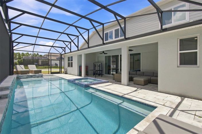 Image No.43-5 Bed House for sale