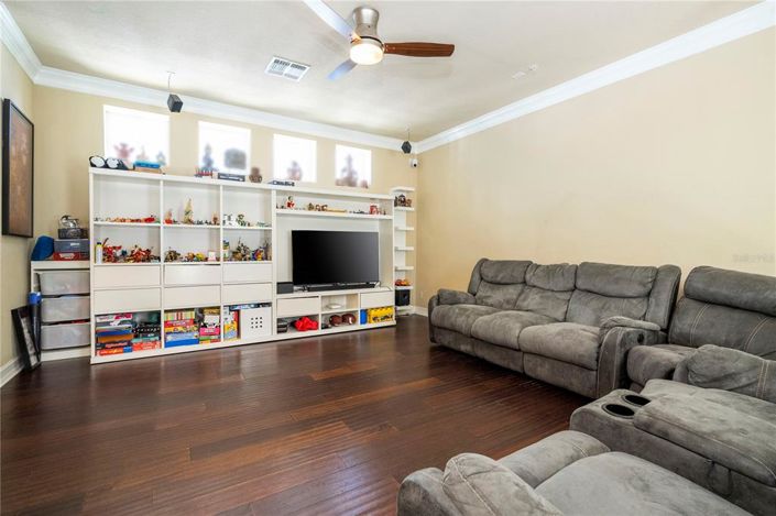 Image No.22-3 Bed House for sale