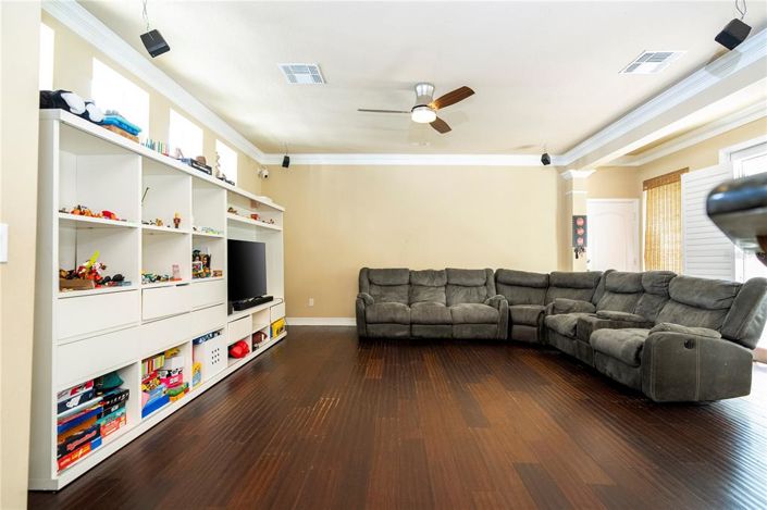 Image No.26-3 Bed House for sale