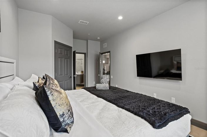 Image No.14-3 Bed Apartment for sale