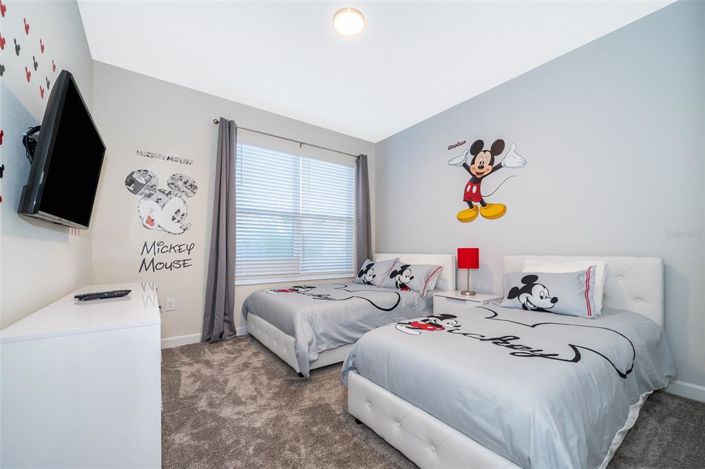 Image No.9-5 Bed House for sale