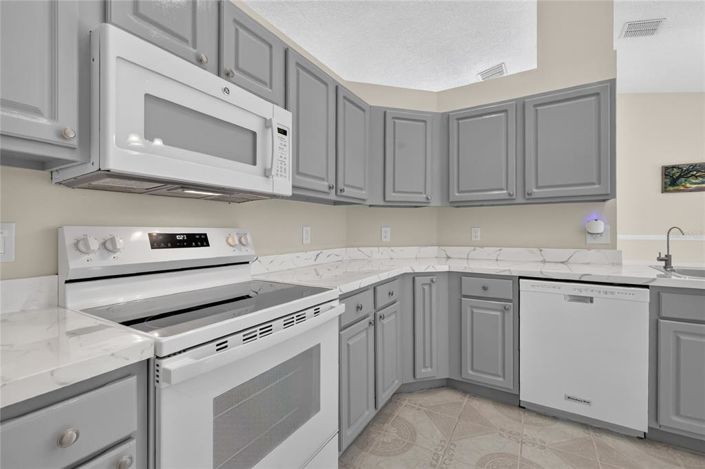 Image No.21-3 Bed House for sale