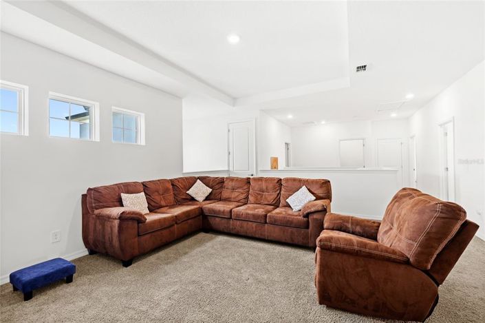 Image No.35-5 Bed House for sale