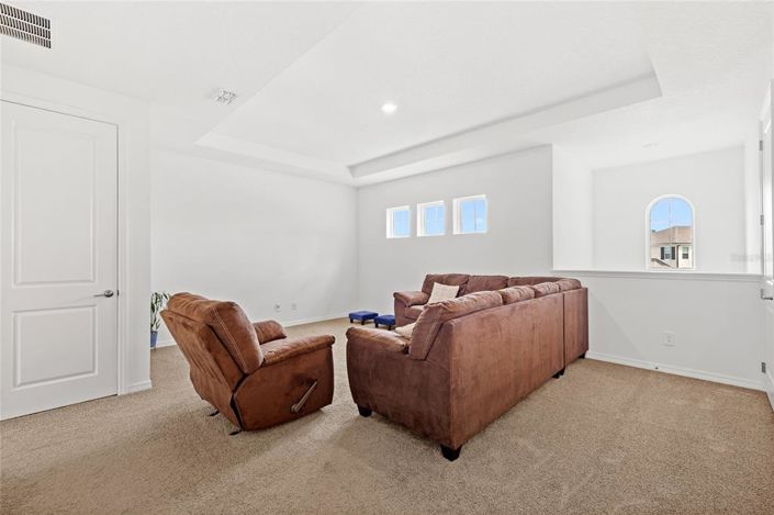 Image No.36-5 Bed House for sale