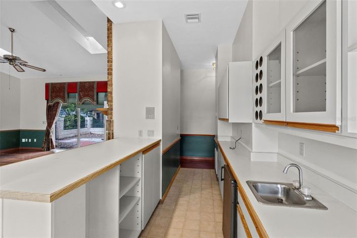 Image No.11-4 Bed House for sale