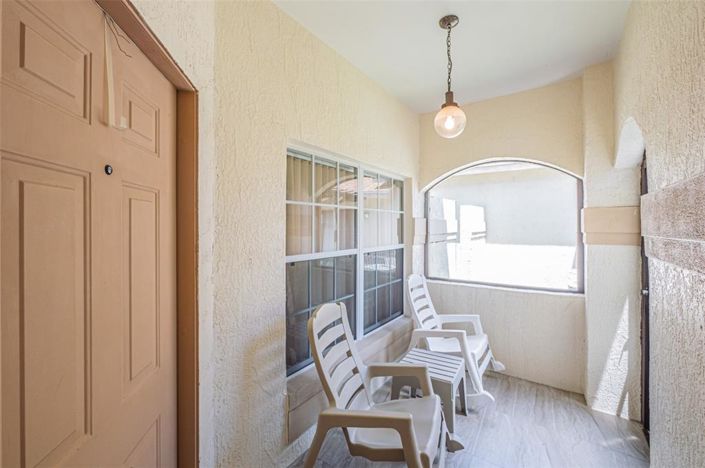 Image No.6-2 Bed House for sale