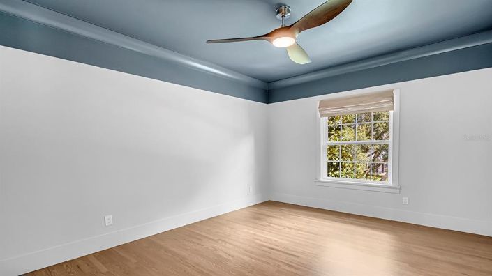 Image No.31-4 Bed House for sale