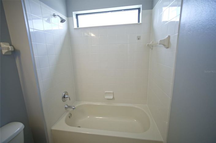 Image No.20-4 Bed House for sale
