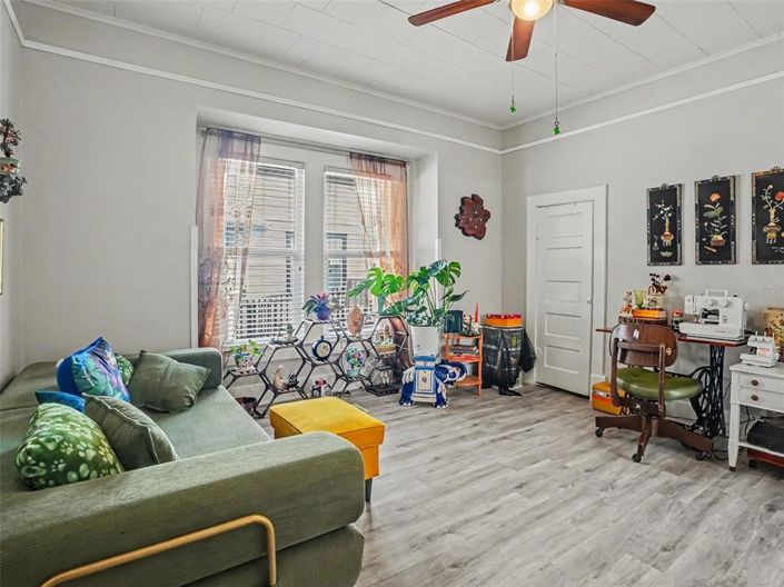 Image No.20-3 Bed House for sale