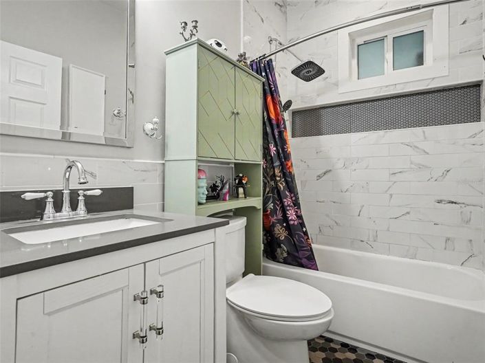 Image No.24-3 Bed House for sale
