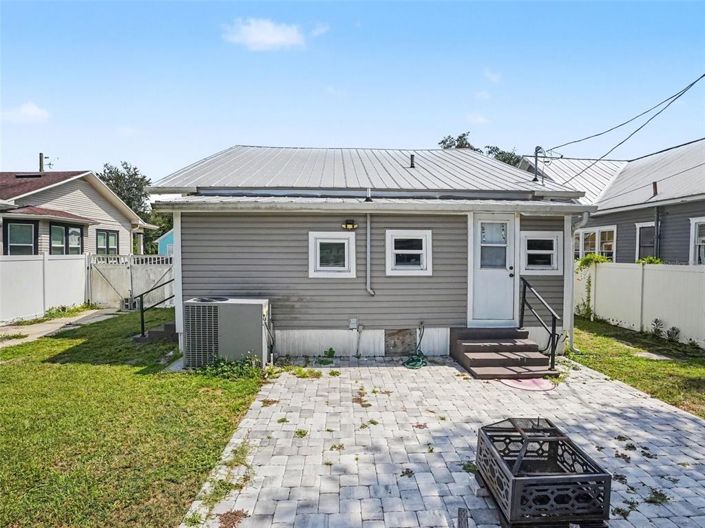 Image No.28-3 Bed House for sale