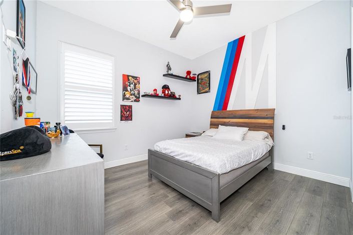 Image No.26-5 Bed House for sale