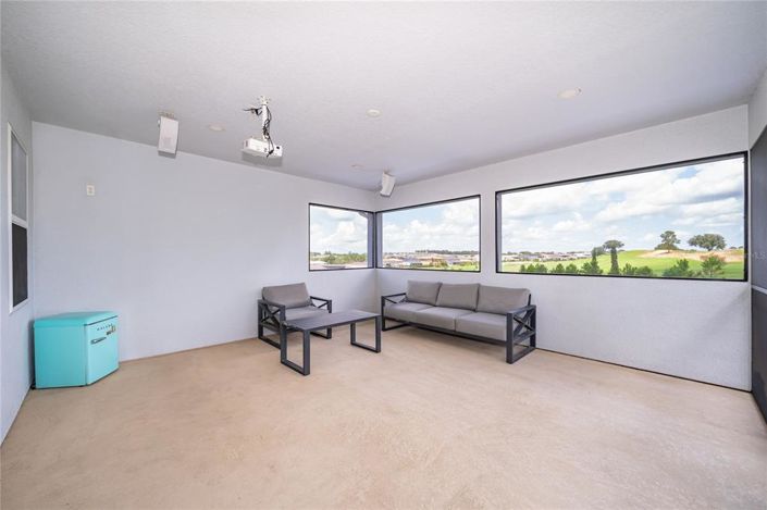 Image No.41-5 Bed House for sale
