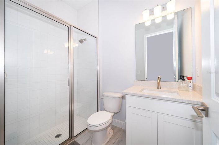 Image No.42-5 Bed House for sale