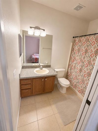 Image No.17-5 Bed House for sale