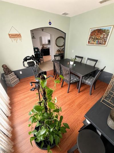Image No.21-5 Bed House for sale