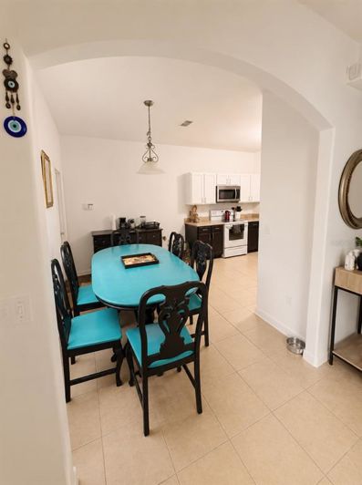 Image No.24-5 Bed House for sale