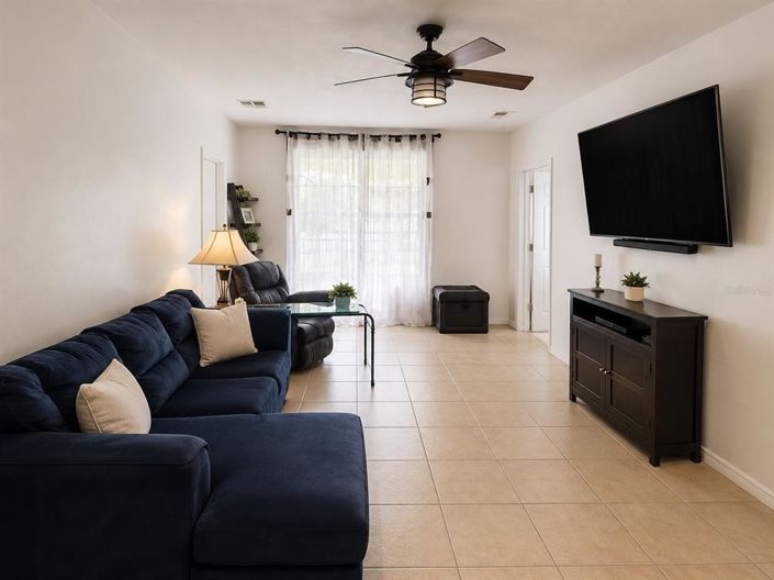 Image No.5-5 Bed House for sale