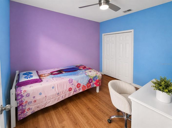Image No.9-5 Bed House for sale