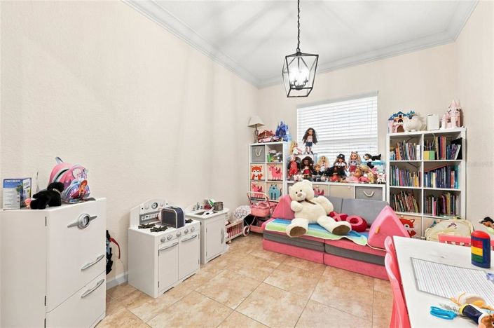 Image No.16-3 Bed House for sale