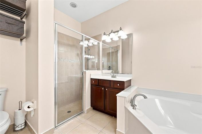 Image No.25-3 Bed House for sale