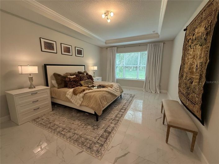 Image No.15-4 Bed House for sale