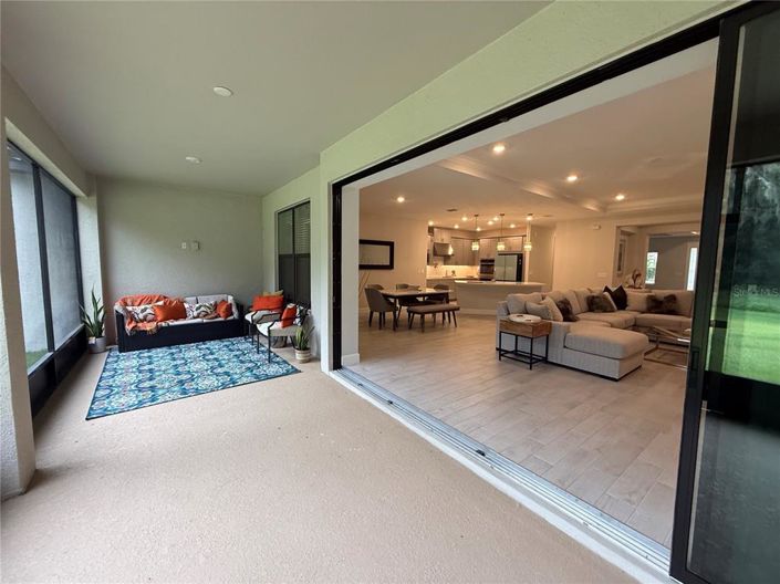 Image No.9-4 Bed House for sale