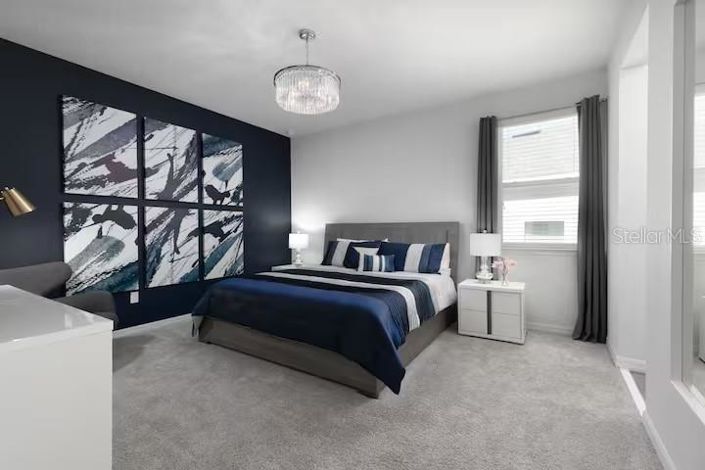 Image No.8-7 Bed House for sale