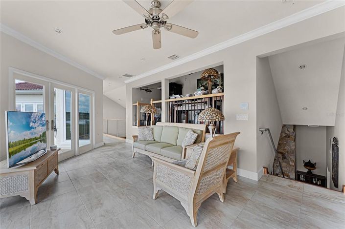 Image No.30-6 Bed House for sale