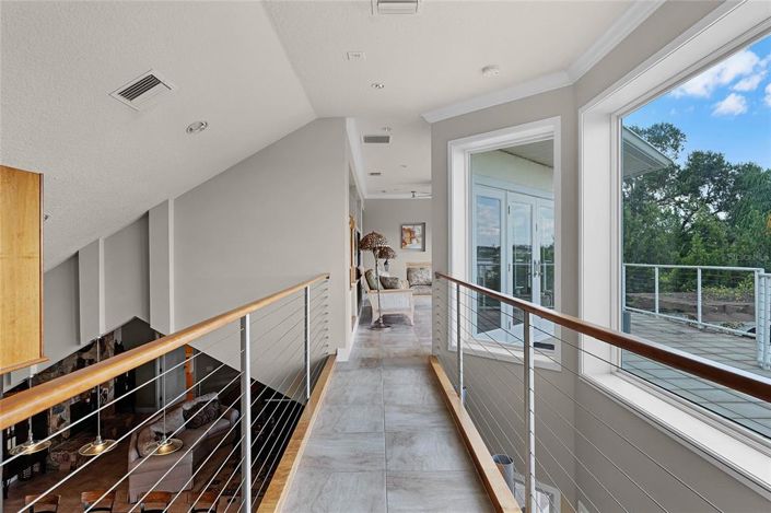 Image No.34-6 Bed House for sale