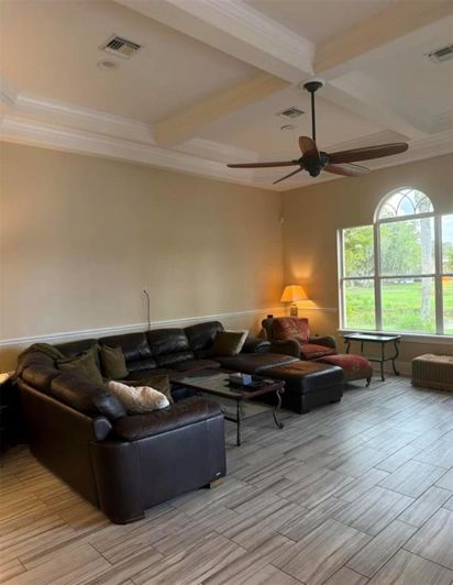 Image No.49-5 Bed House for sale